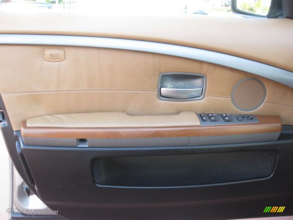 2004 BMW 7 Series 745i Sedan Black/Natural Brown Door Panel Photo #56135519