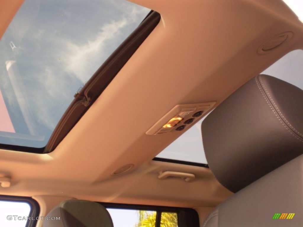 2012 Land Rover LR4 HSE LUX Sunroof Photos