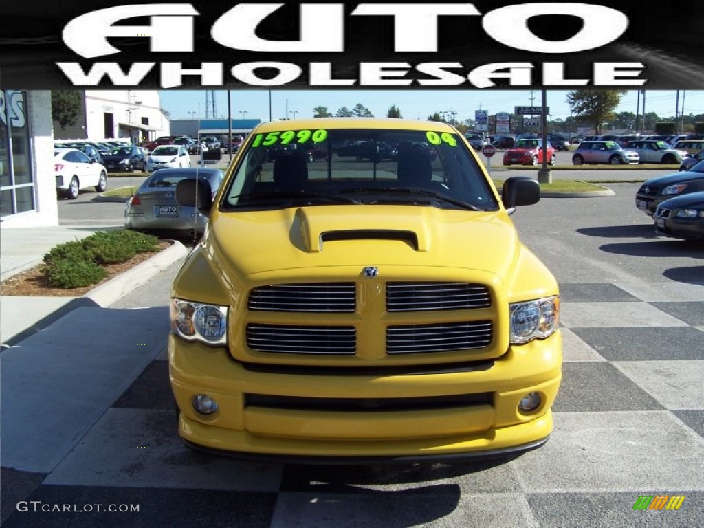 2004 Ram 1500 SLT Rumble Bee Regular Cab - Solar Yellow / Dark Slate Gray photo #2