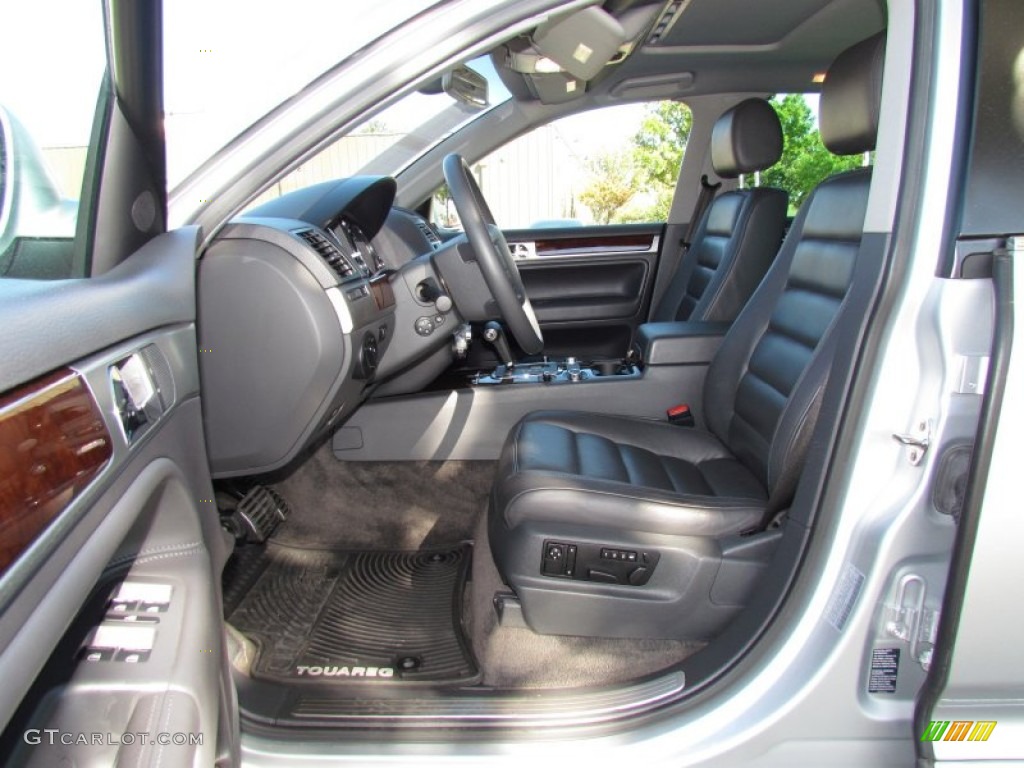Anthracite Interior 2005 Volkswagen Touareg V8 Photo #56136986