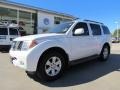 Avalanche White - Pathfinder LE Photo No. 1