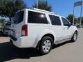 Avalanche White - Pathfinder LE Photo No. 5