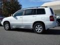 Super White - Highlander V6 4WD Photo No. 5