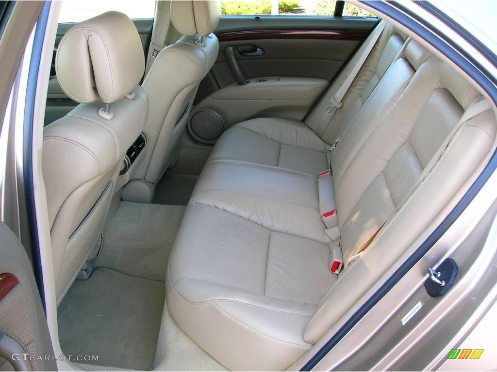 2005 Acura RL 3.5 AWD Sedan Rear Seat Photo #5613803