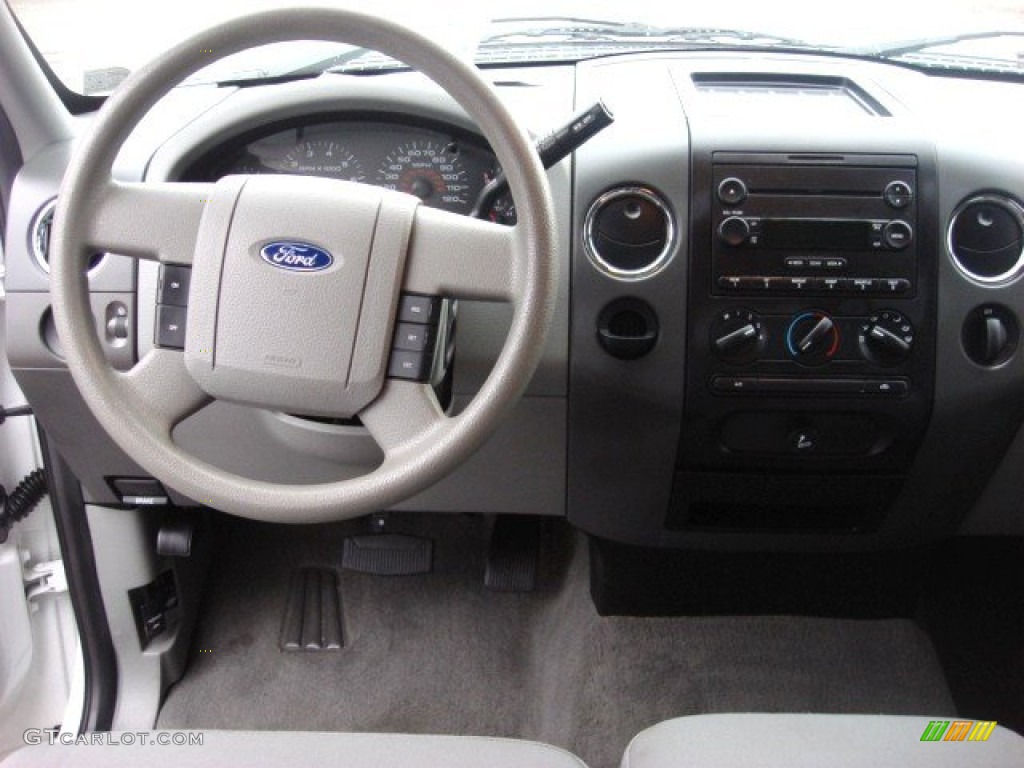 2006 F150 XLT SuperCrew - Oxford White / Medium/Dark Flint photo #9