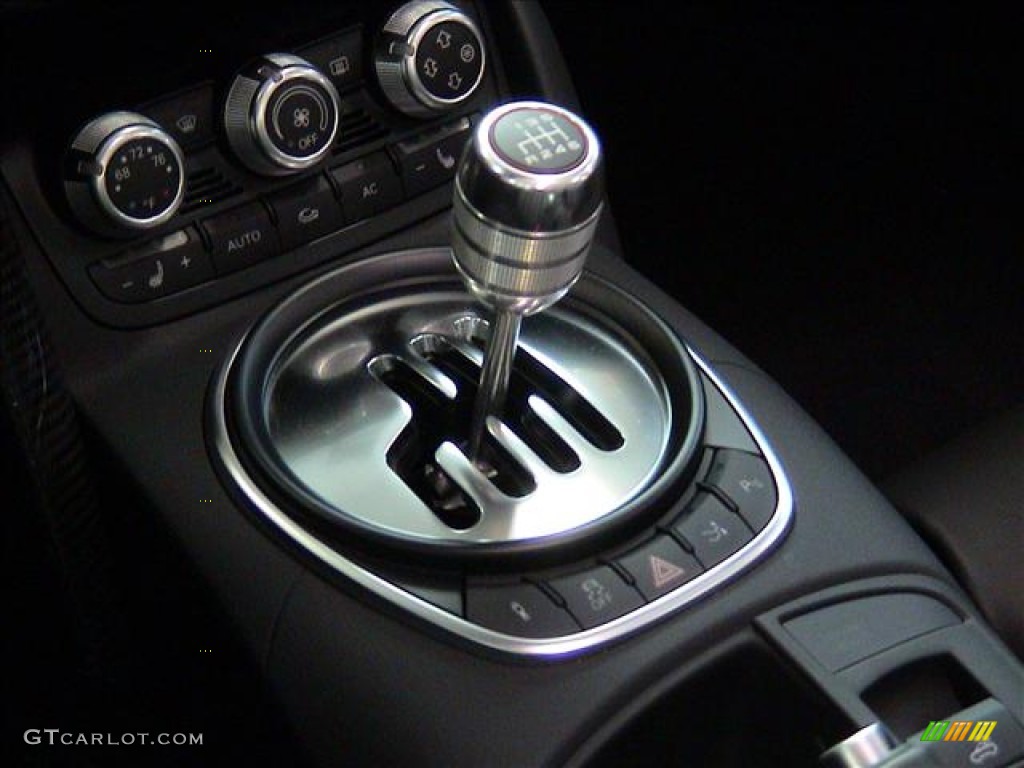 2011 Audi R8 Spyder 5.2 FSI quattro 6 Speed Manual Transmission Photo #56139512