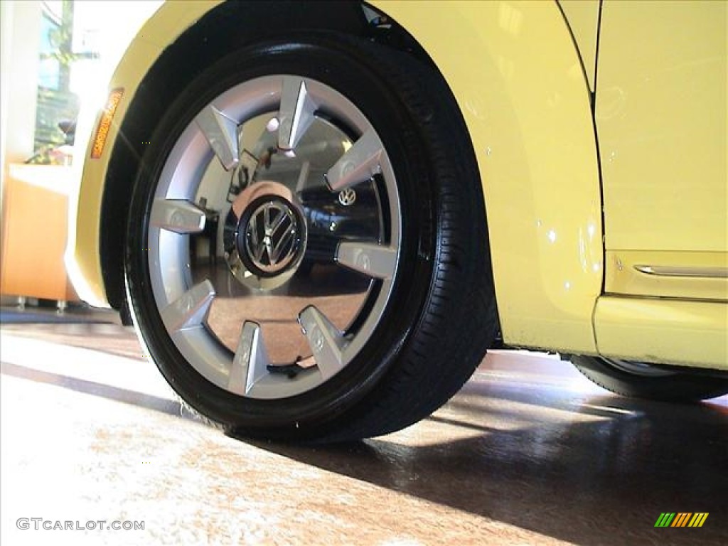 2012 Volkswagen Beetle 2.5L Wheel Photo #56141117