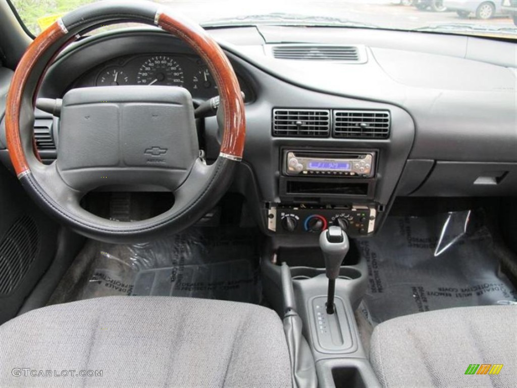 2001 Chevrolet Cavalier Sedan Dashboard Photos