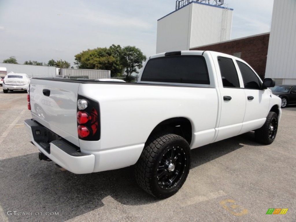 2005 Ram 1500 ST Quad Cab - Bright White / Dark Slate Gray photo #8