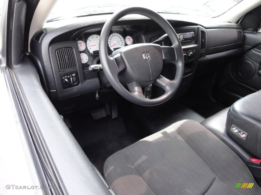 2005 Ram 1500 ST Quad Cab - Bright White / Dark Slate Gray photo #12