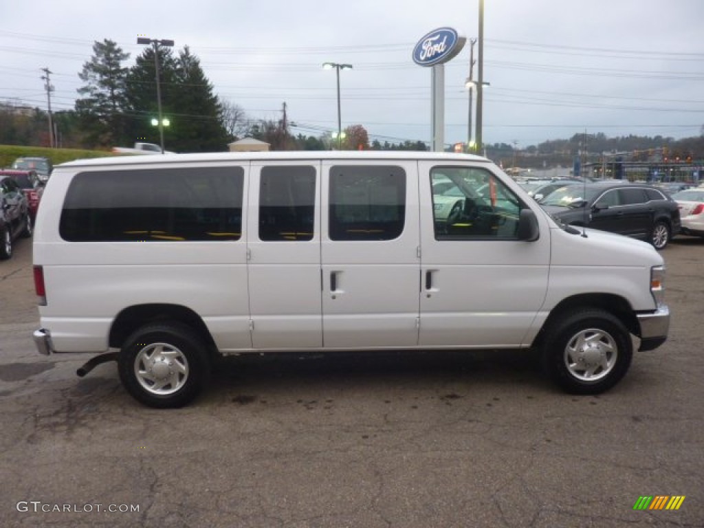 Oxford White 2011 Ford E Series Van E350 XLT Passenger Exterior Photo #56145062
