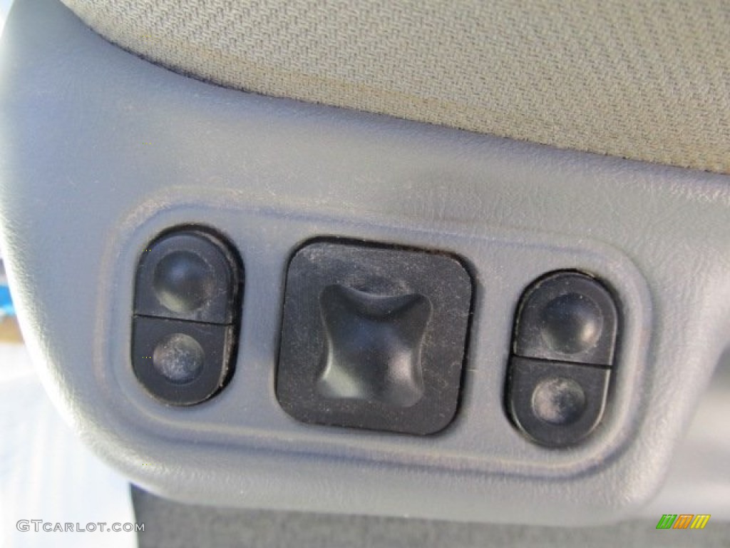 2007 Ford F250 Super Duty XLT Regular Cab 4x4 Utility Controls Photo #56145365