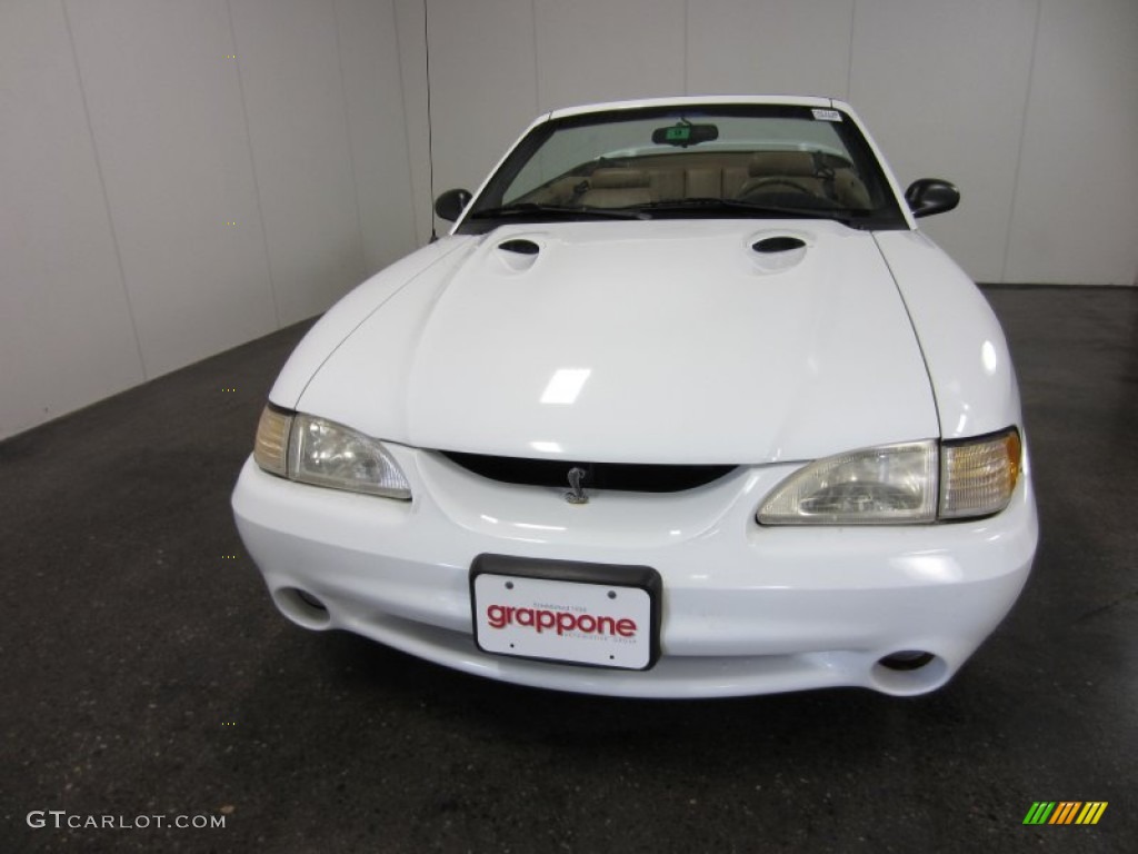 1998 Mustang SVT Cobra Convertible - Ultra White / Saddle photo #2