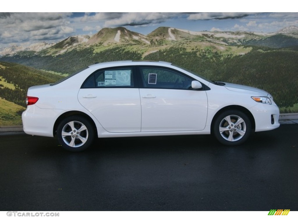 2011 Corolla LE - Super White / Ash photo #2