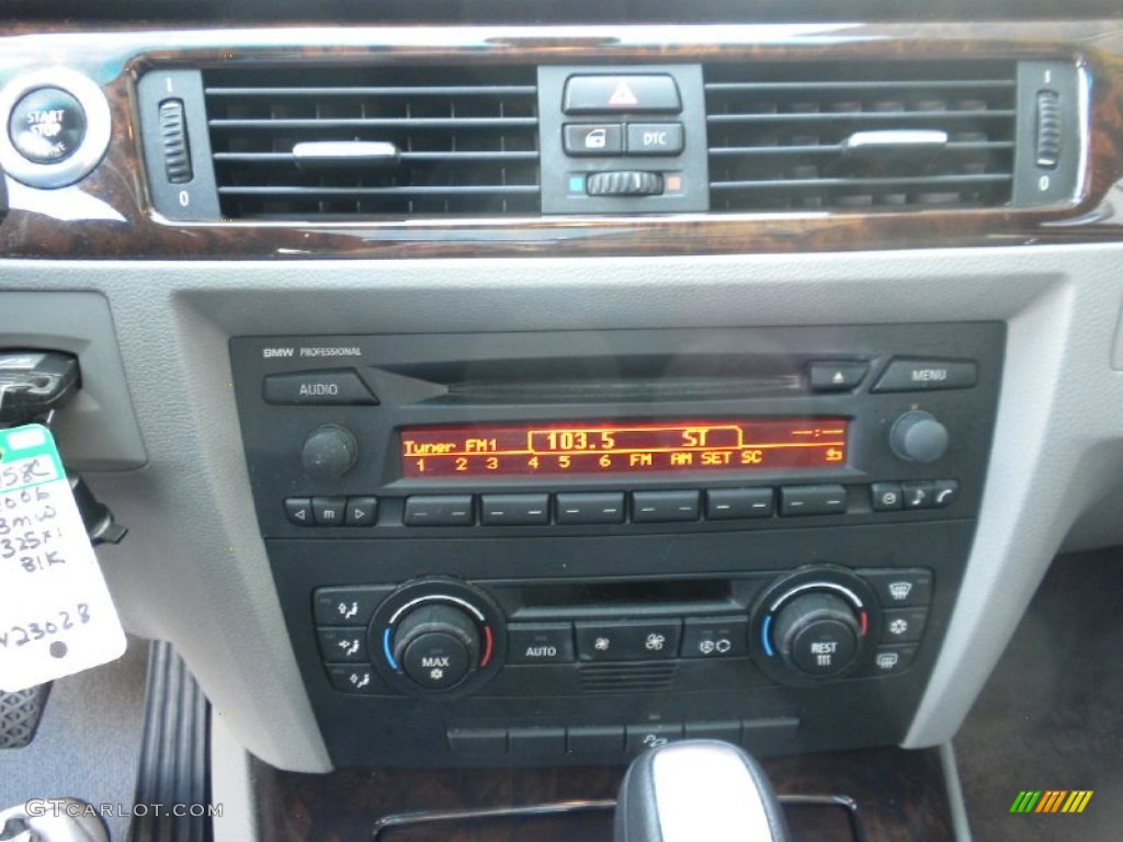 2006 3 Series 325xi Wagon - Jet Black / Grey photo #19