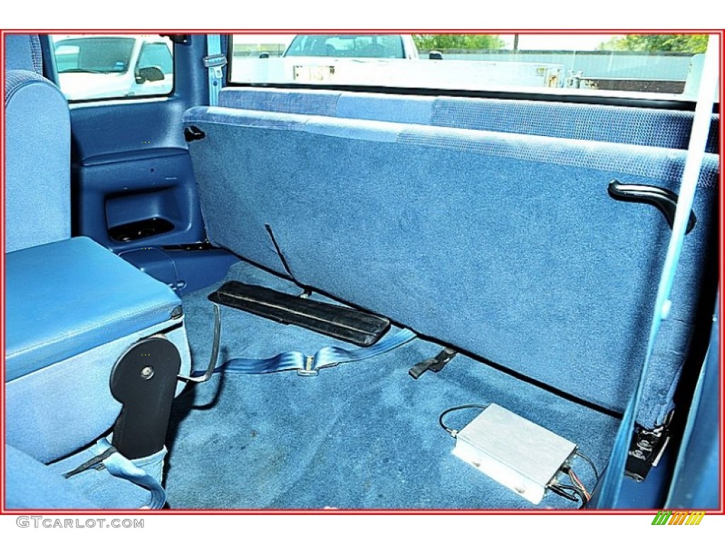 1995 Ram 2500 Laramie Extended Cab Commercial - Bright White / Blue photo #15