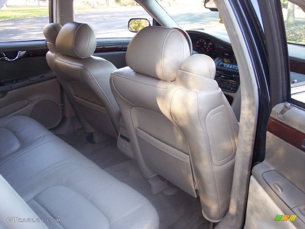 Neutral Shale Interior 2000 Cadillac DeVille DTS Photo #56151494