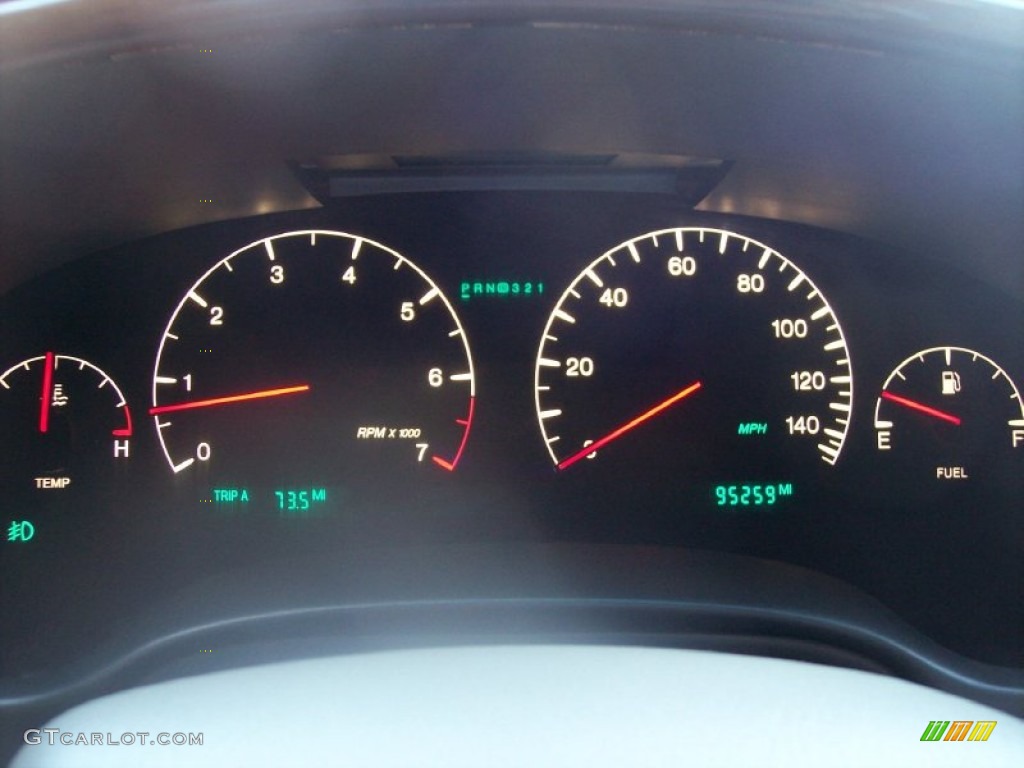 2000 Cadillac DeVille DTS Gauges Photo #56151548