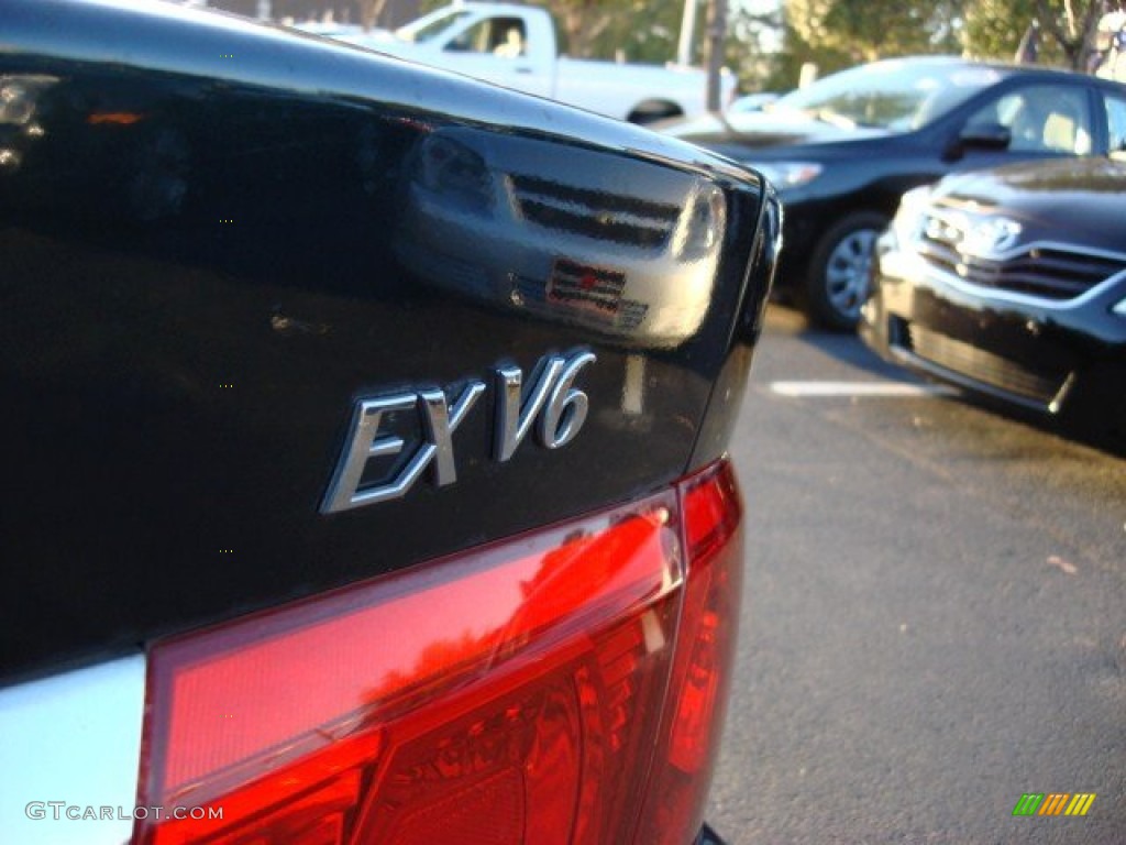 2004 Kia Optima EX V6 Marks and Logos Photo #56152010