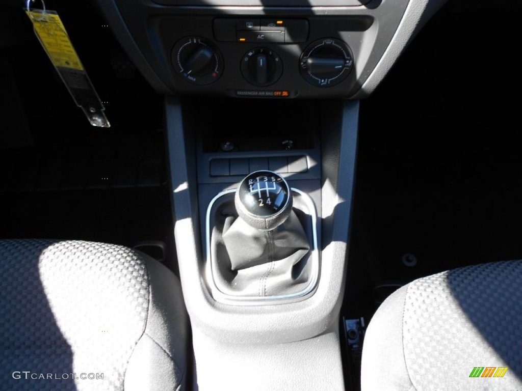 2012 Volkswagen Jetta S Sedan 5 Speed Manual Transmission Photo #56153609