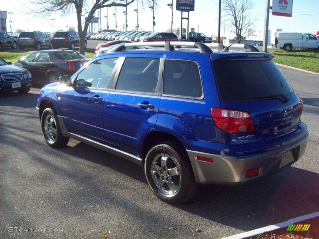 2006 Outlander LS 4WD - Electric Blue Pearl / Charcoal photo #2