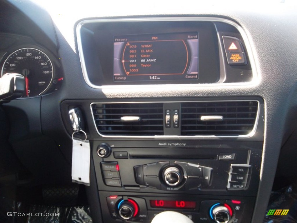 2009 Q5 3.2 Premium quattro - Ibis White / Black photo #29