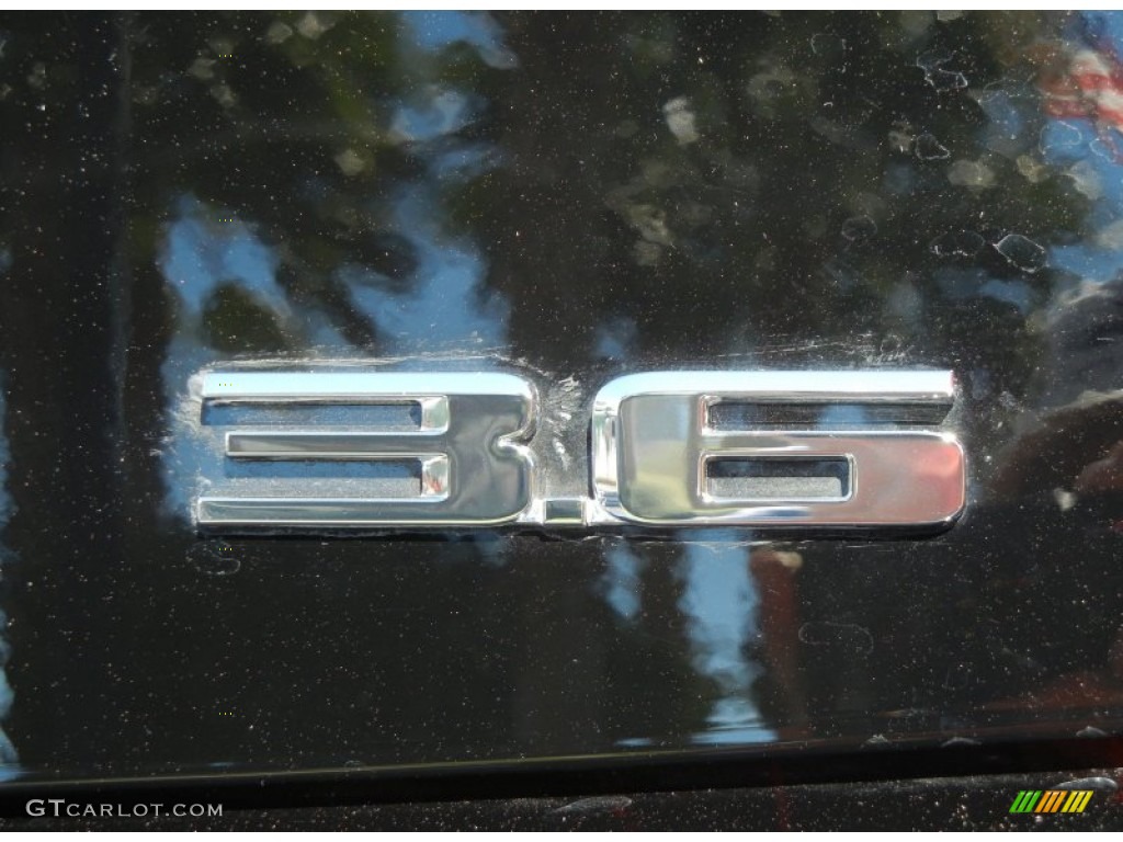 2011 Cadillac CTS 3.6 Sedan Marks and Logos Photos