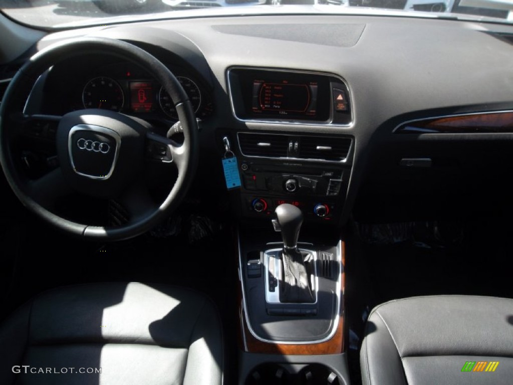 2009 Q5 3.2 Premium quattro - Ice Silver Metallic / Black photo #27