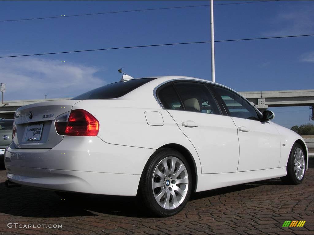 2006 3 Series 330i Sedan - Alpine White / Beige photo #5