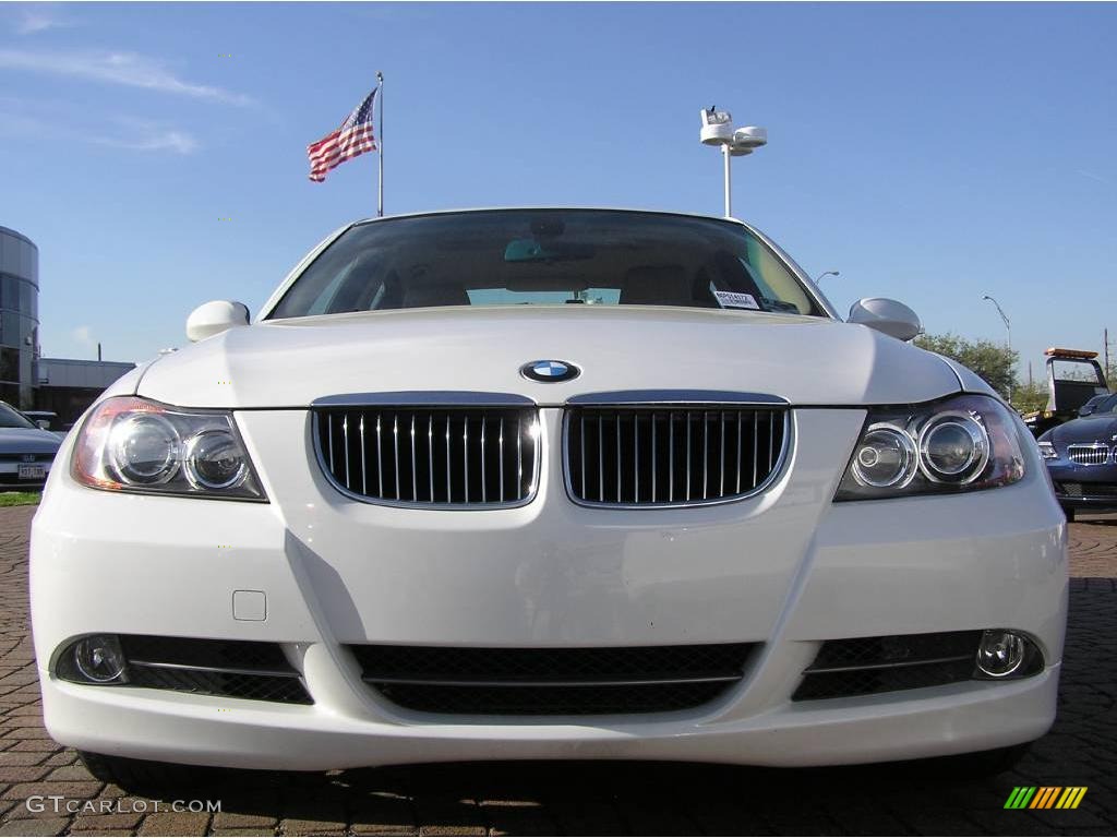 2006 3 Series 330i Sedan - Alpine White / Beige photo #8