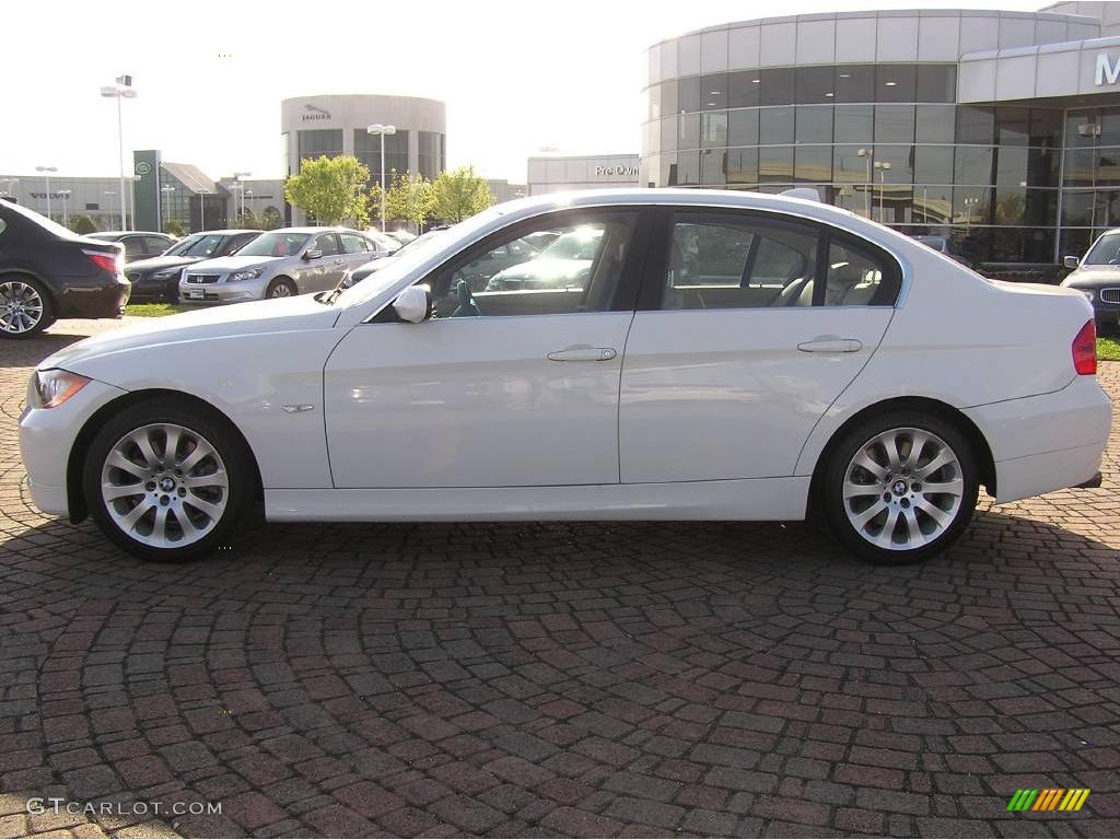 2006 3 Series 330i Sedan - Alpine White / Beige photo #10