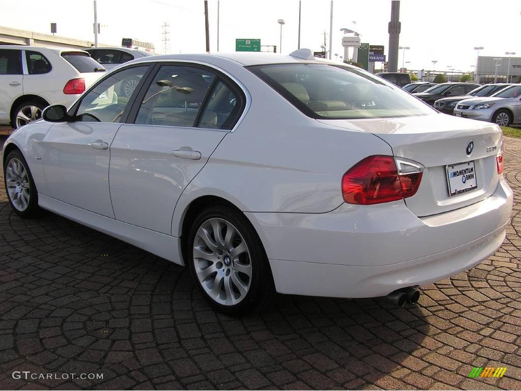 2006 3 Series 330i Sedan - Alpine White / Beige photo #11