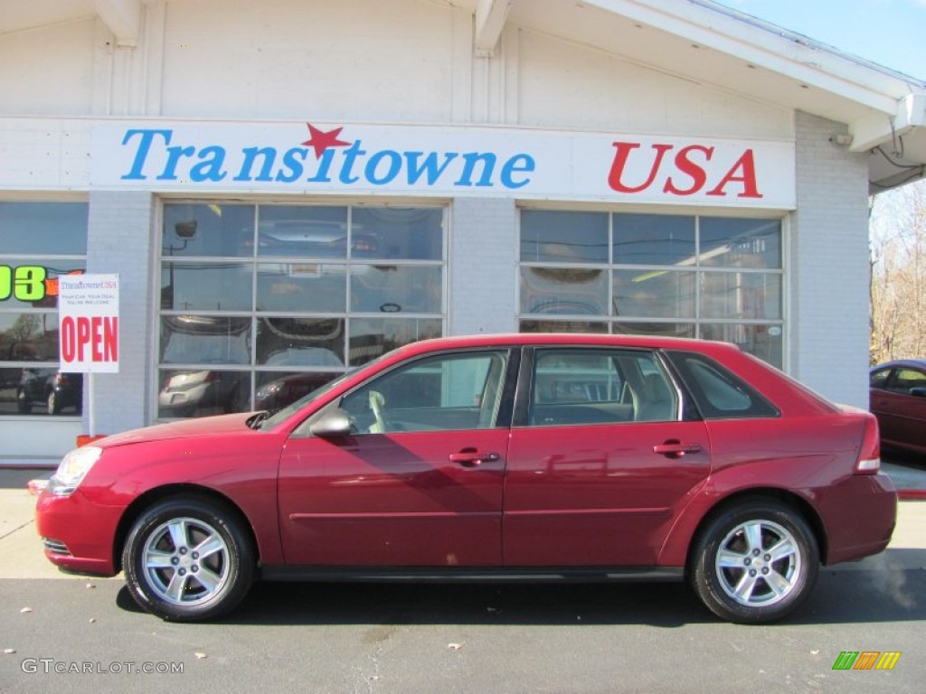 2004 Malibu Maxx LS Wagon - Sport Red Metallic / Gray photo #5
