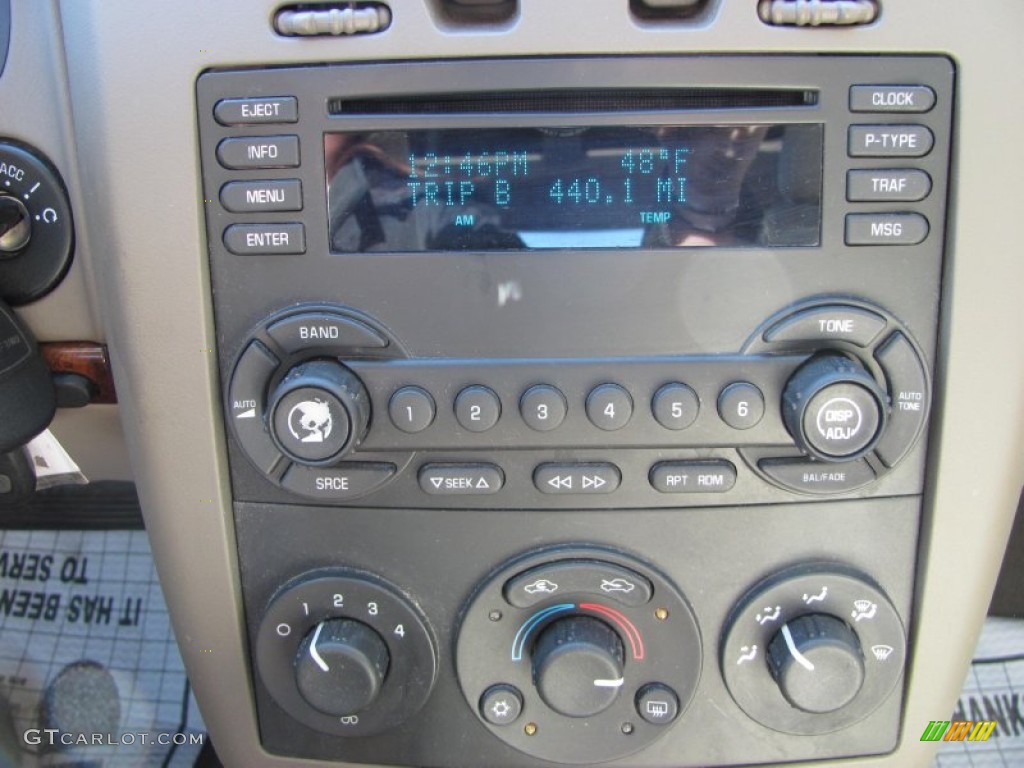 2004 Malibu Maxx LS Wagon - Sport Red Metallic / Gray photo #7