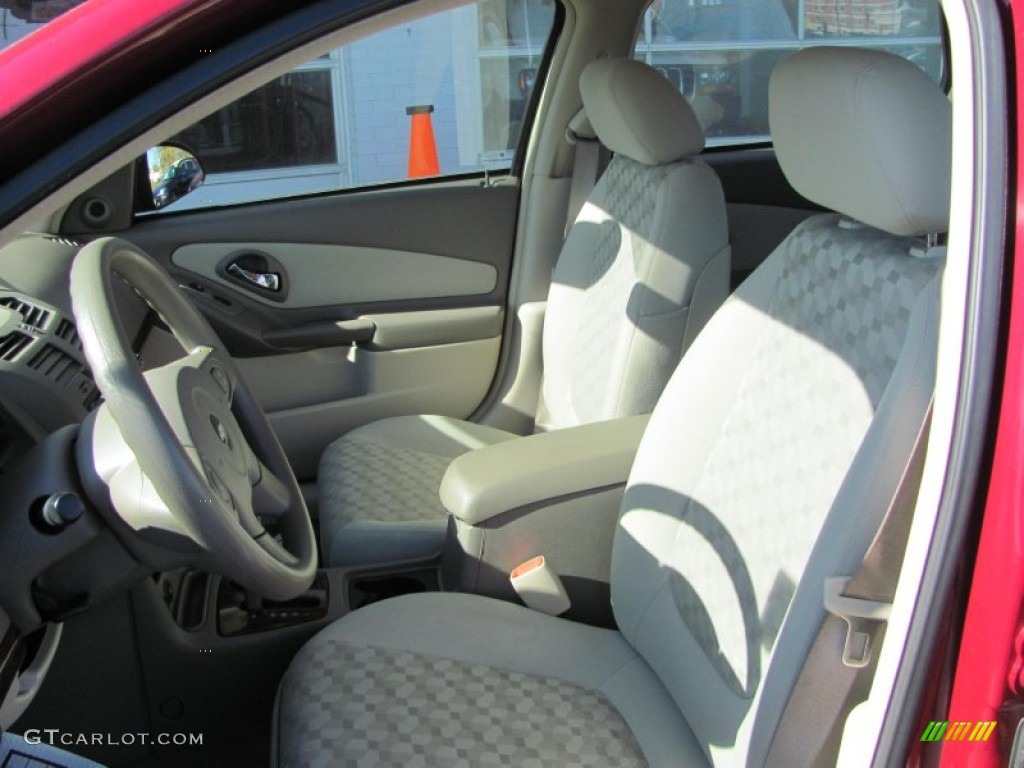 2004 Malibu Maxx LS Wagon - Sport Red Metallic / Gray photo #12