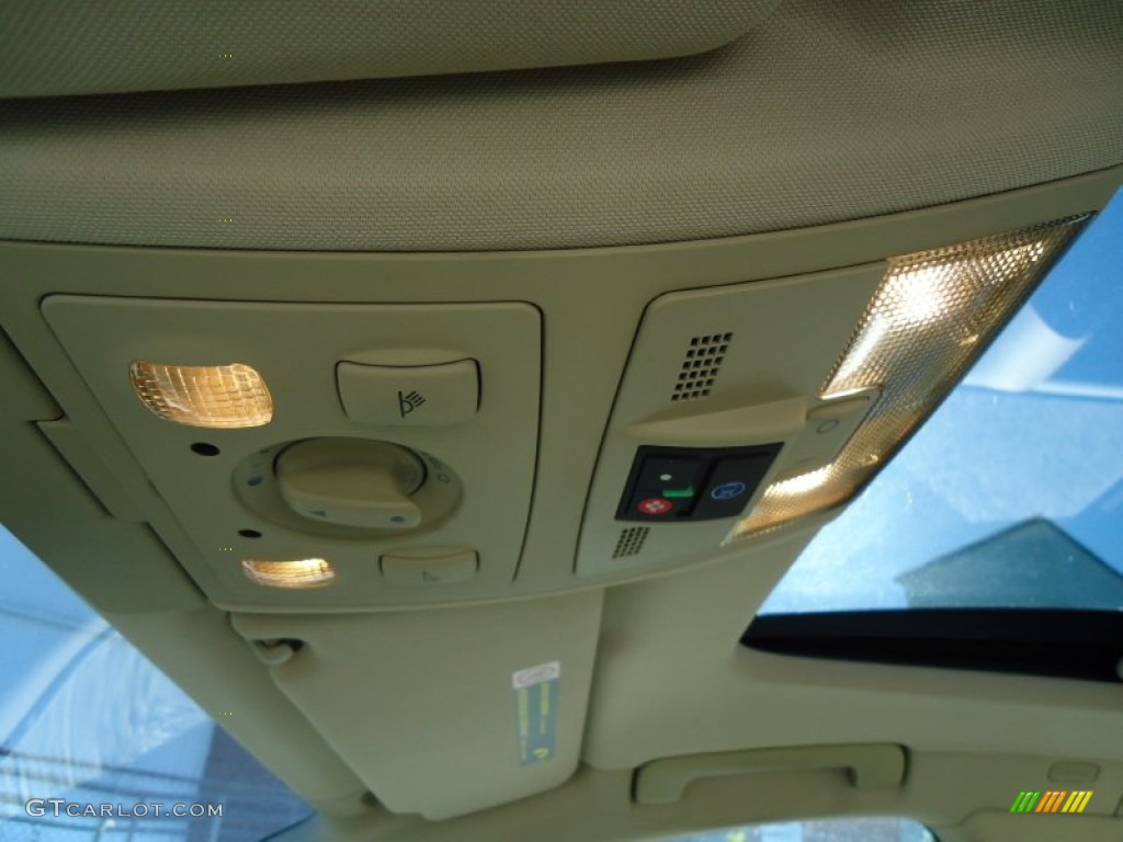 2004 Audi A6 2.7T quattro Sedan Controls Photo #56166212