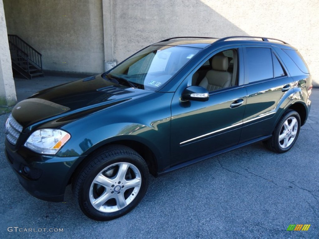 2008 ML 350 4Matic - Jade Green Metallic / Macadamia photo #2