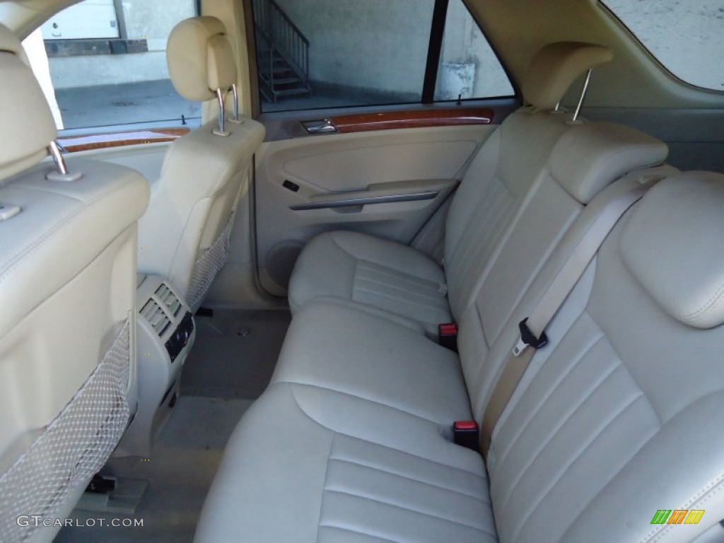 2008 ML 350 4Matic - Jade Green Metallic / Macadamia photo #28