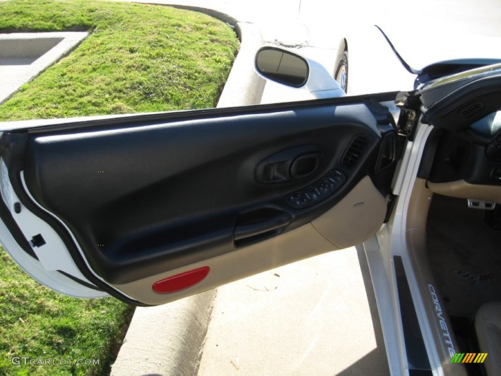 2003 Chevrolet Corvette Convertible Light Oak Door Panel Photo #56166818