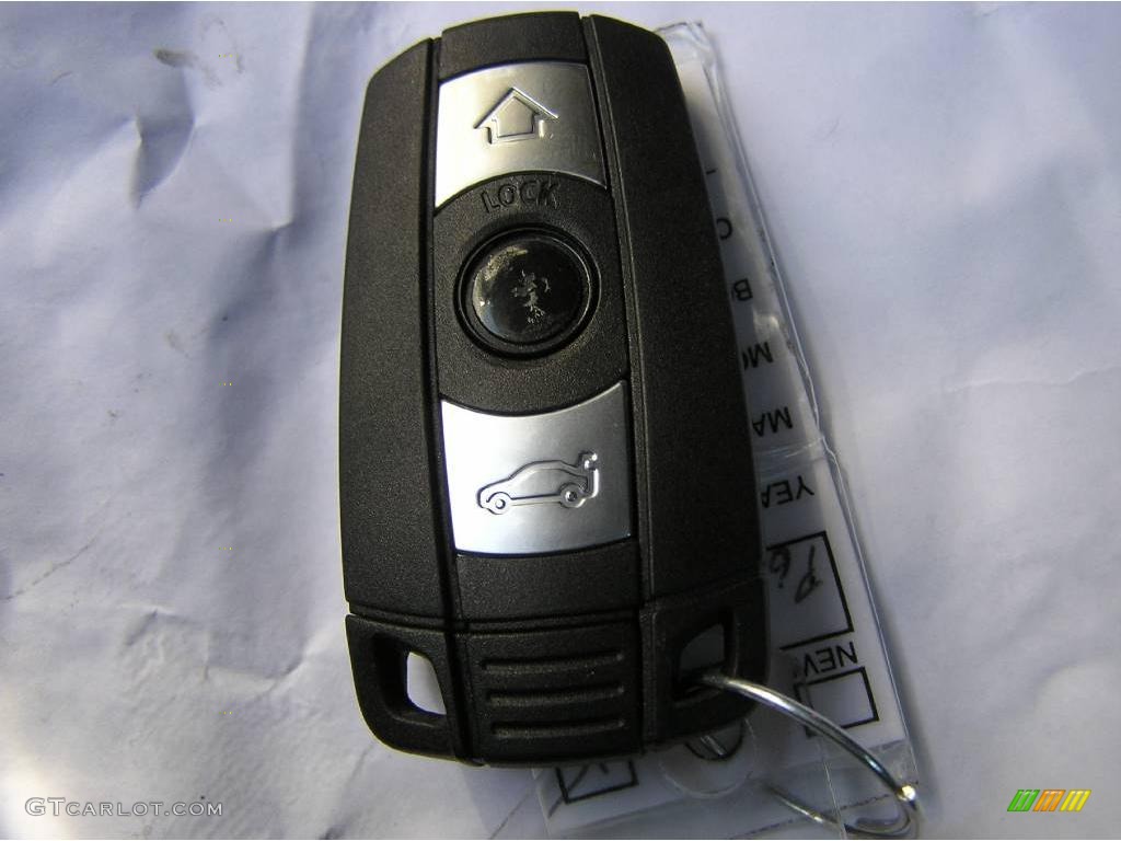 2006 3 Series 330i Sedan - Sparkling Graphite Metallic / Black photo #28