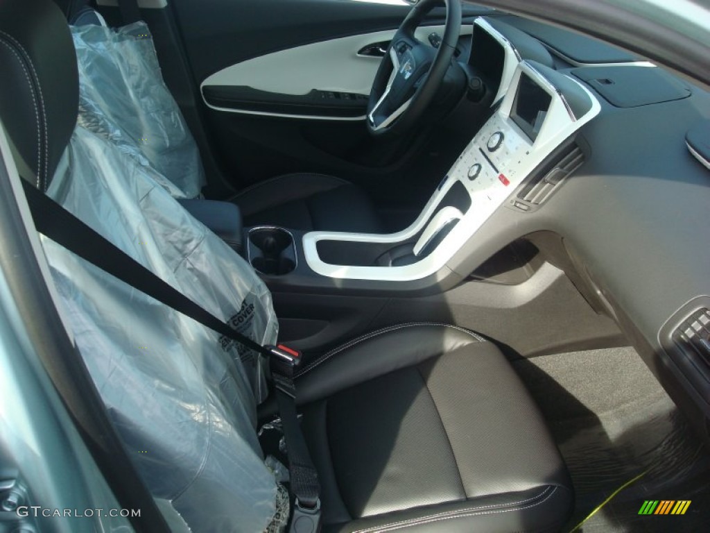 Jet Black/Ceramic White Accents Interior 2012 Chevrolet Volt Hatchback Photo #56170253
