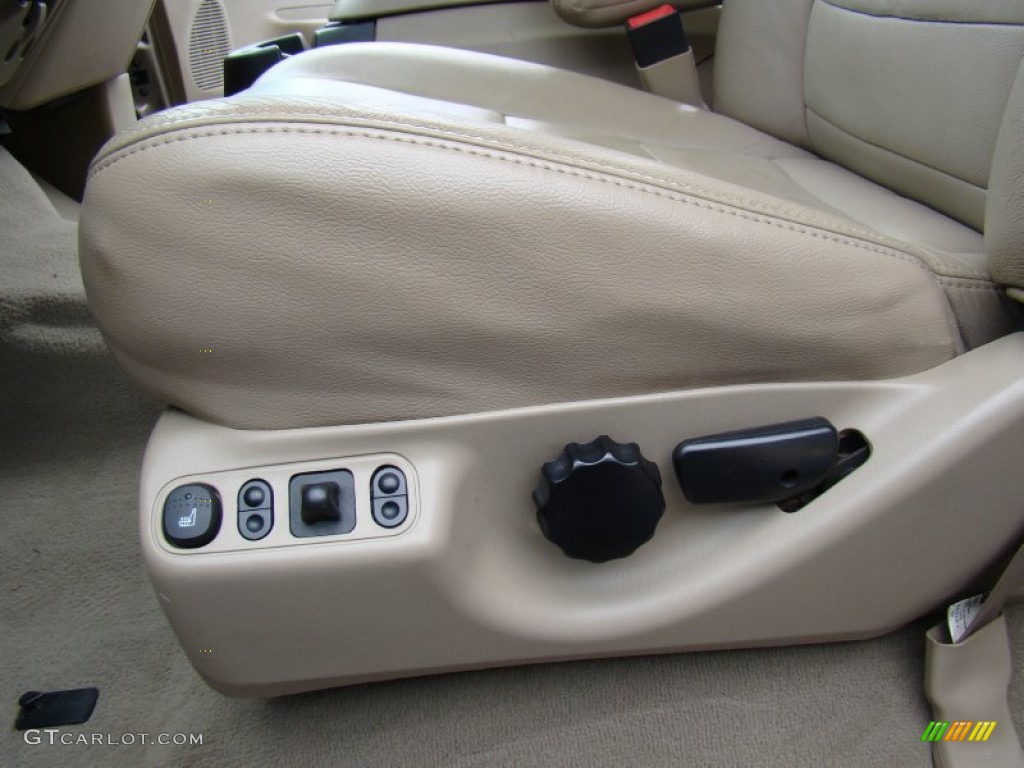 2005 F250 Super Duty Lariat Crew Cab 4x4 - Arizona Beige Metallic / Tan photo #10