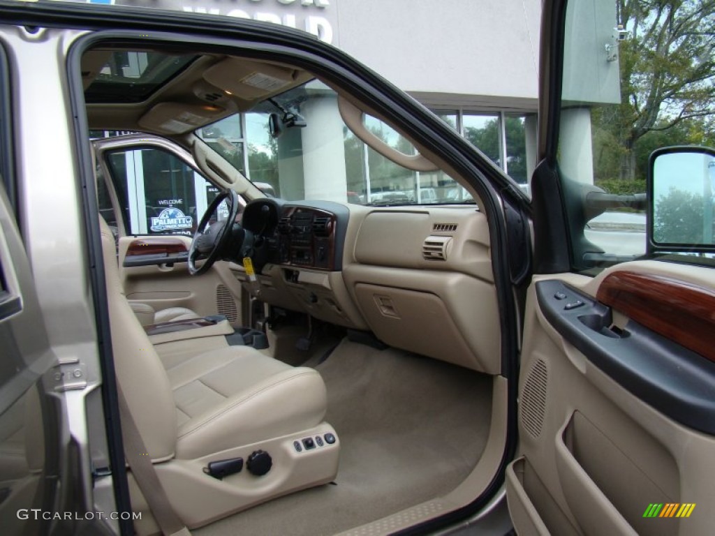 2005 F250 Super Duty Lariat Crew Cab 4x4 - Arizona Beige Metallic / Tan photo #14