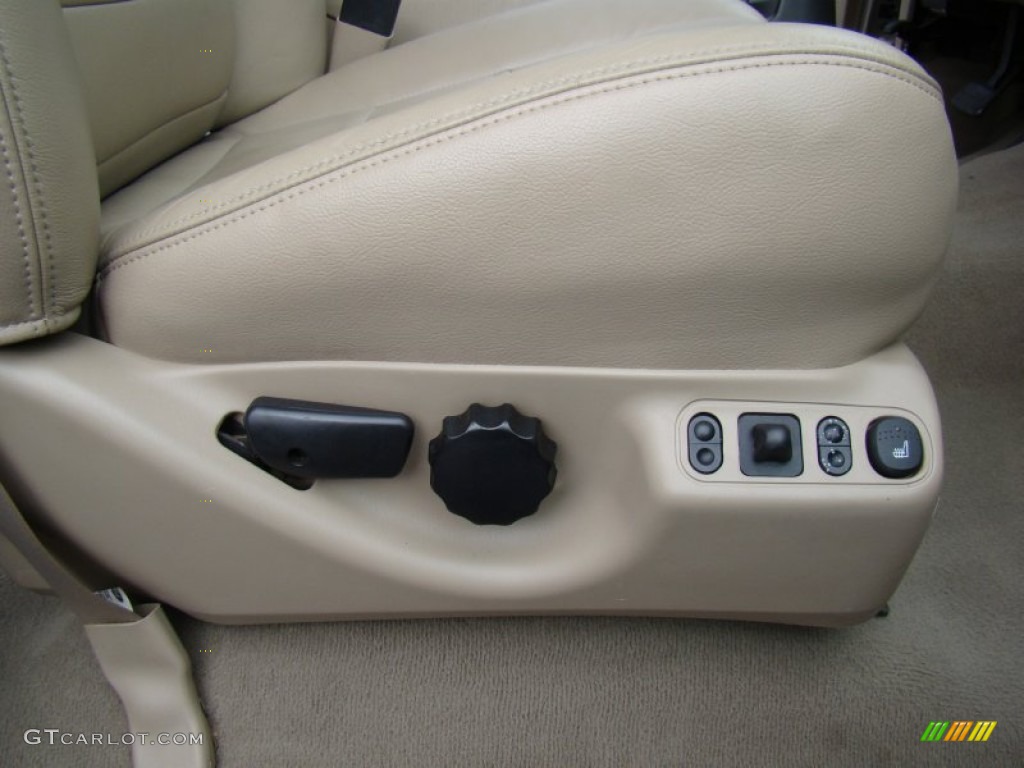 2005 F250 Super Duty Lariat Crew Cab 4x4 - Arizona Beige Metallic / Tan photo #15