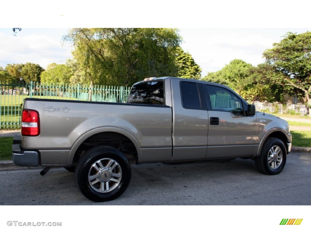 2005 F150 Lariat SuperCab 4x4 - Arizona Beige Metallic / Tan photo #9