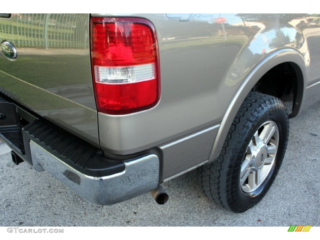 2005 F150 Lariat SuperCab 4x4 - Arizona Beige Metallic / Tan photo #24