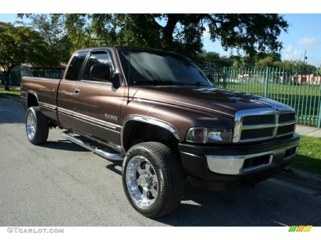 Dark Chestnut Pearl 1998 Dodge Ram 2500 Laramie Extended Cab 4x4 Exterior Photo #56173820