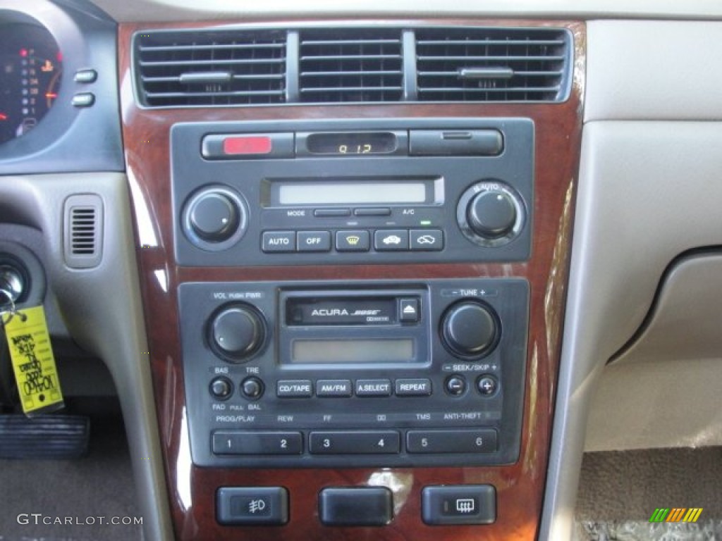2000 Acura RL 3.5 Sedan Audio System Photo #56174951