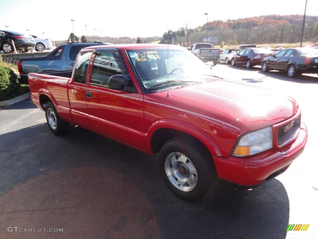 2000 Sonoma SLS Sport Extended Cab - Fire Red / Graphite photo #7