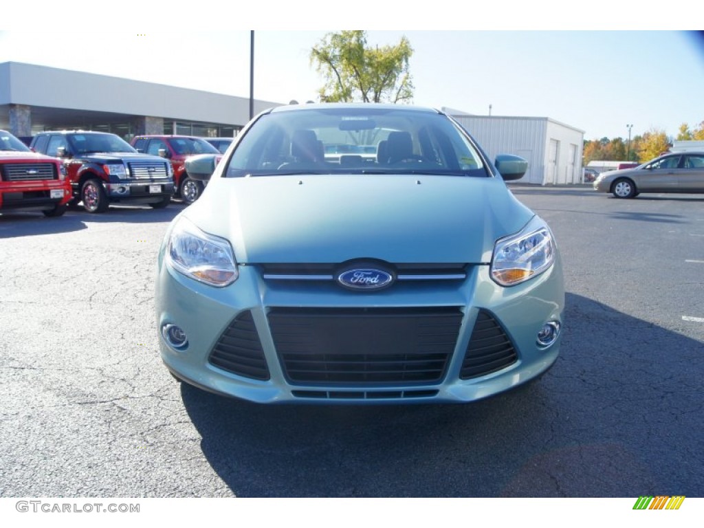 2012 Focus SE Sedan - Frosted Glass Metallic / Stone photo #7